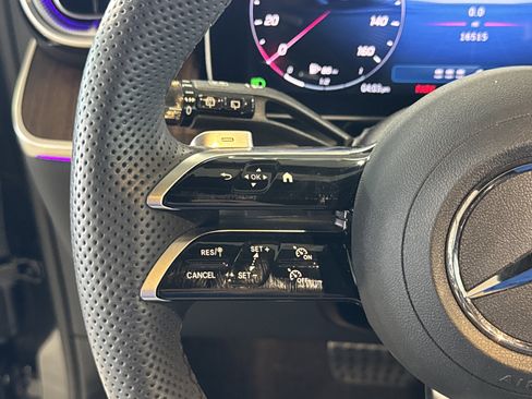 Used 2025 Mercedes-Benz GLC 300 image 22