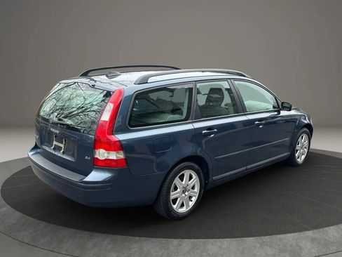 Used 2006 Volvo V50 2.4i image 10
