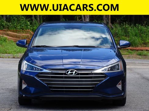 Used 2019 Hyundai Elantra SE FWD image 3