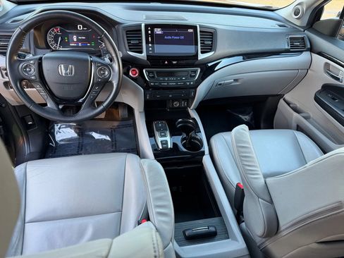 Used 2018 Honda Pilot Touring image 20