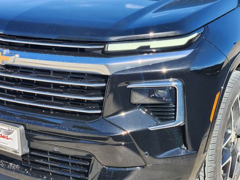 New 2026 Chevrolet Traverse High Country image 9