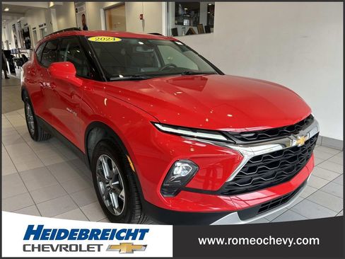 Used 2024 Chevrolet Blazer LT w/ Convenience Package AWD/4WD image 1