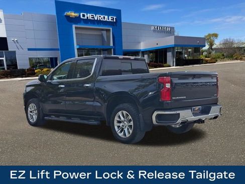 Used 2019 Chevrolet Silverado 1500 LTZ w/ LTZ Premium Package AWD/4WD image 24