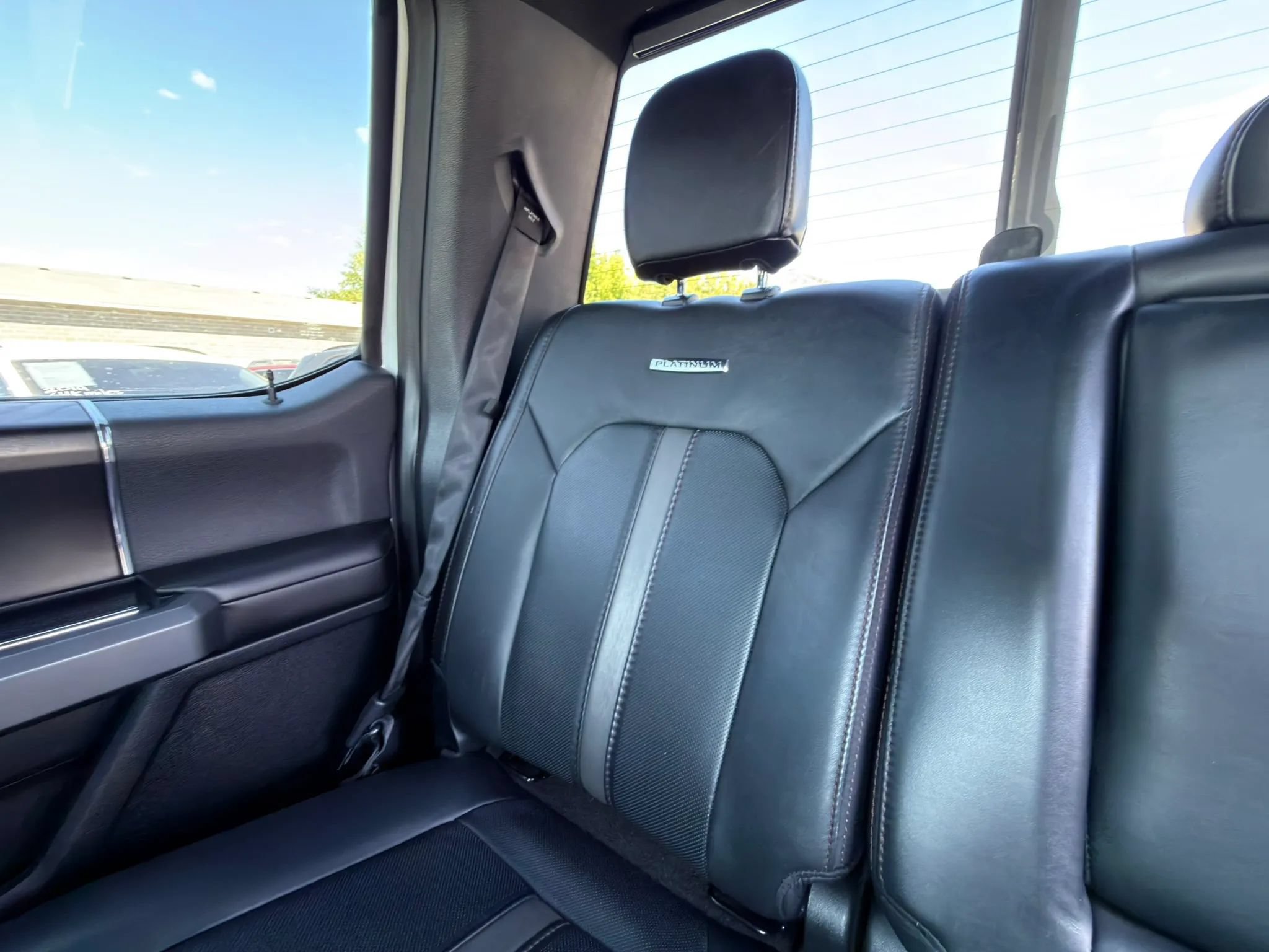 Used 2020 Ford F150 Platinum w/ Equipment Group 701A Luxury AWD/4WD image 21