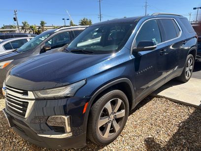 Used 2022 Chevrolet Traverse LT w/ LT Premium Package