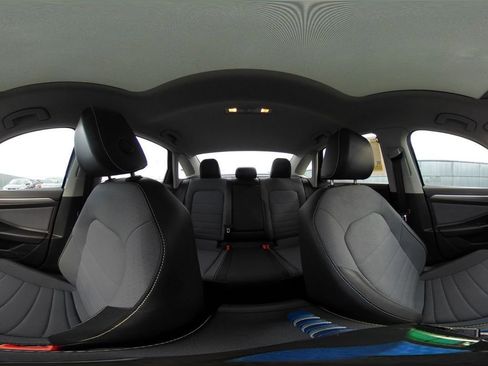 Used 2025 Volkswagen Jetta SE image 41