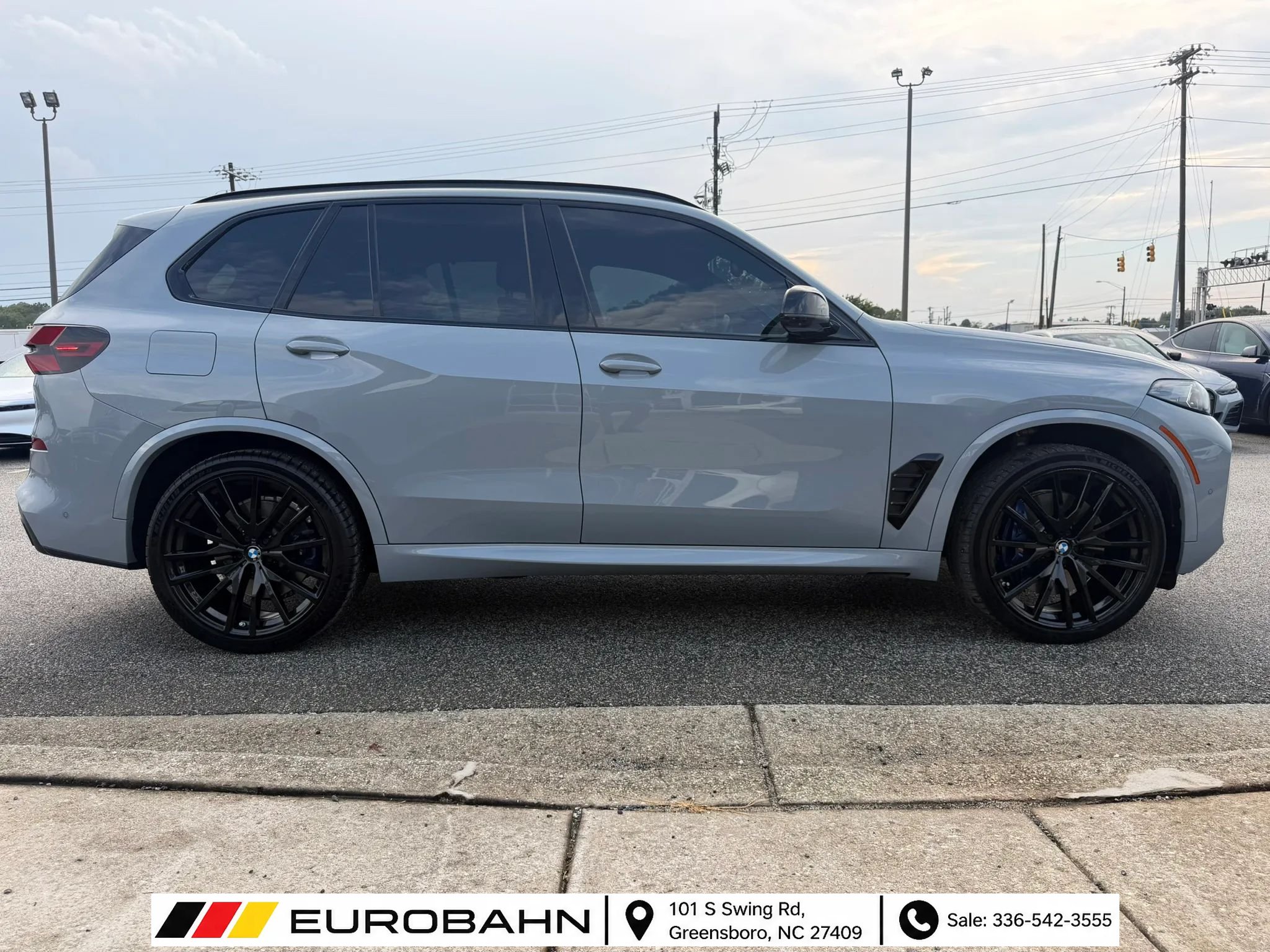 Used 2024 BMW X5 M60i w/ Executive Package AWD/4WD image 24