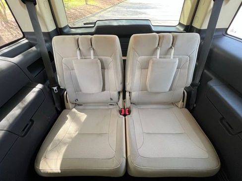 Used 2019 Ford Flex SE FWD image 26