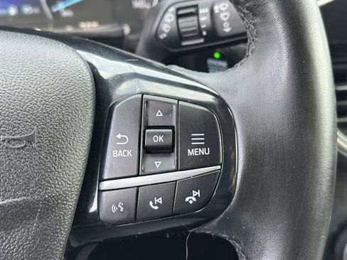 Used 2022 Ford Escape SE w/ Cold Weather Package FWD image 14