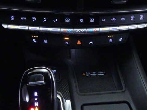 Used 2020 Cadillac CT5 V w/ Premium Package image 17