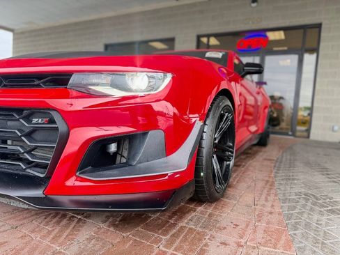 Used 2020 Chevrolet Camaro ZL1 RWD image 26