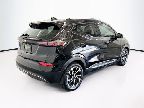 Used 2023 Chevrolet Bolt EUV Premier FWD image 9