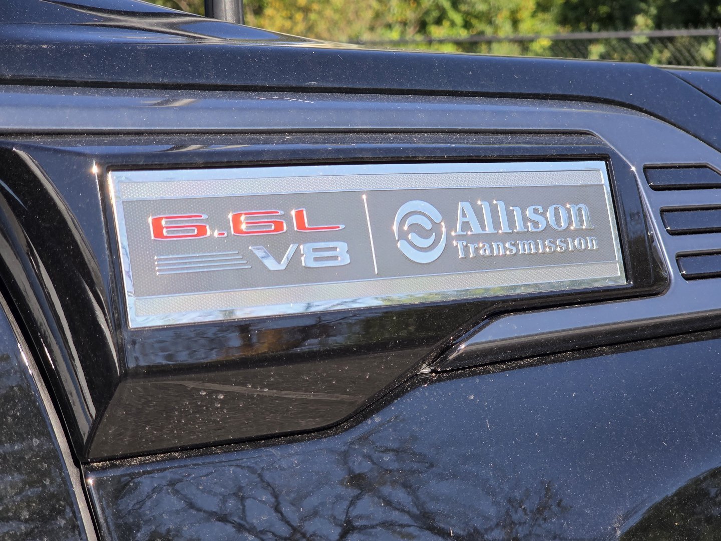 New 2026 GMC Sierra 2500 AT4 w/ Technology Package AWD/4WD image 19