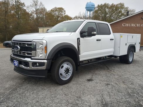 New 2025 Ford F450 4x4 Crew Cab Super Duty image 6