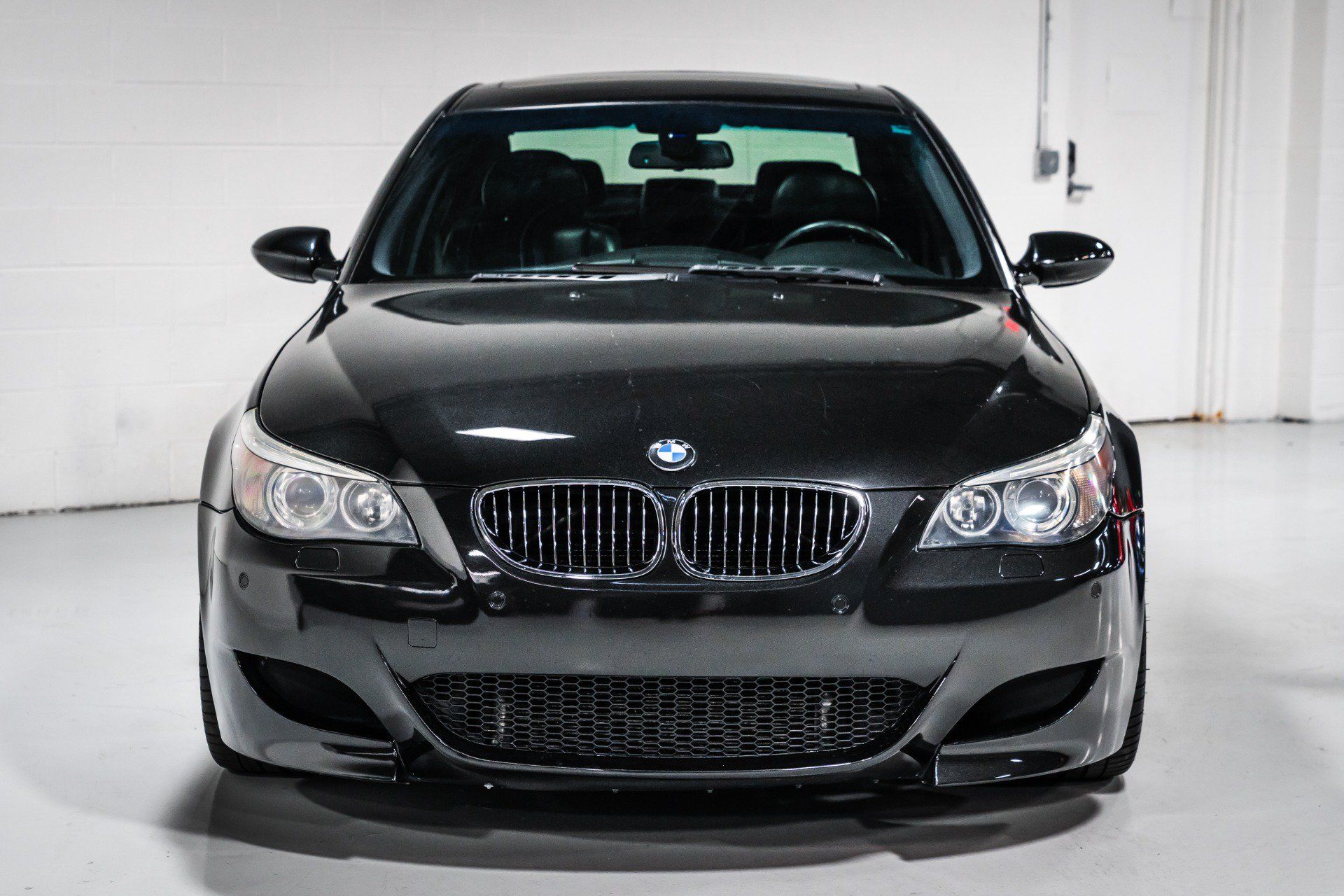 Used 2007 BMW M5 RWD image 8