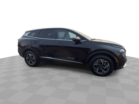 Used 2024 Kia Sportage LX AWD/4WD image 9