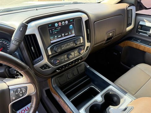 Used 2018 GMC Sierra 1500 SLT image 17