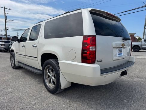 Used 2012 Chevrolet Suburban LTZ AWD/4WD image 4