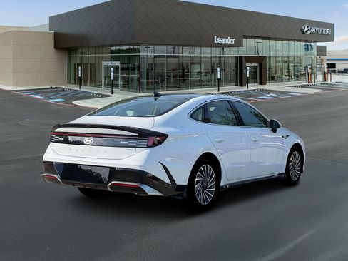 New 2026 Hyundai Sonata SEL FWD image 7
