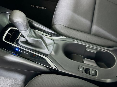 Used 2024 Toyota Corolla LE w/ LE Convenience Package image 24