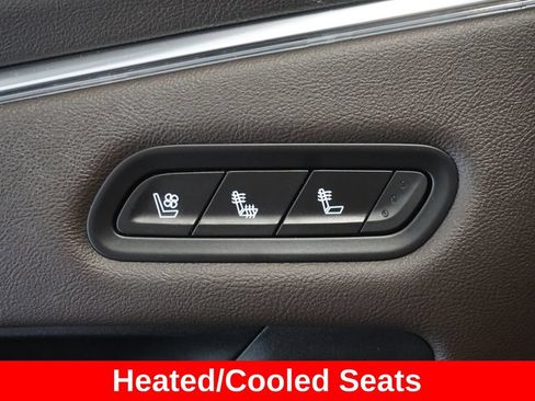 Used 2022 Cadillac Escalade Sport AWD/4WD image 8