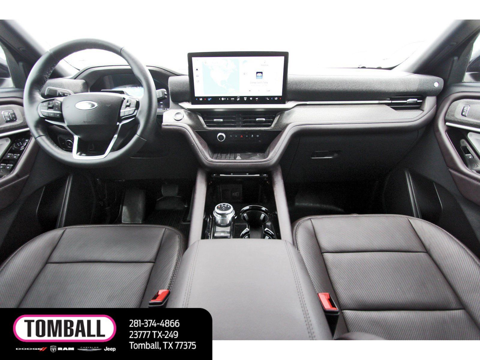 Used 2025 Ford Explorer Platinum w/ Ultimate Package AWD/4WD image 10