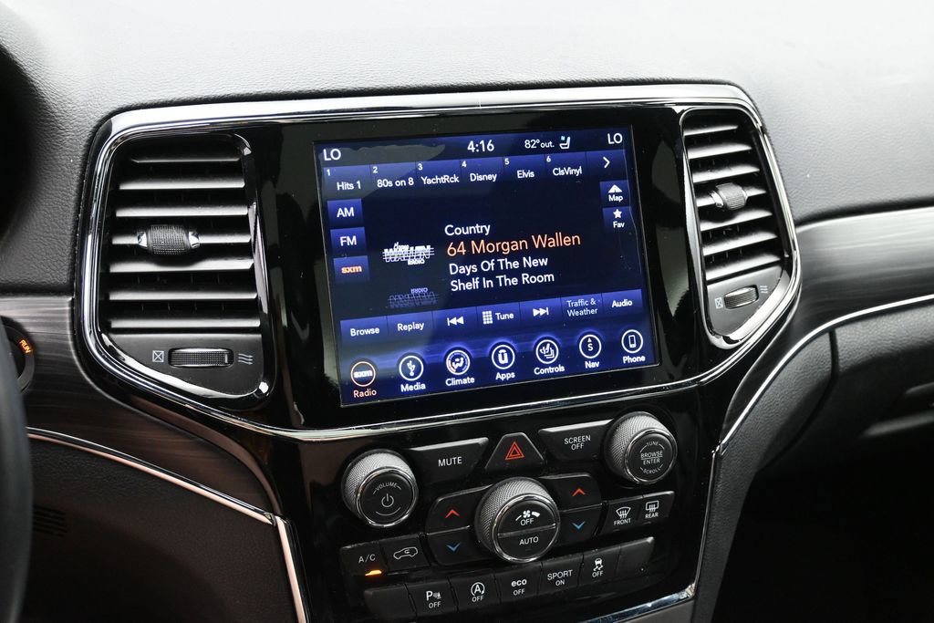 Used 2019 Jeep Grand Cherokee Limited w/ Luxury Group II AWD/4WD image 15