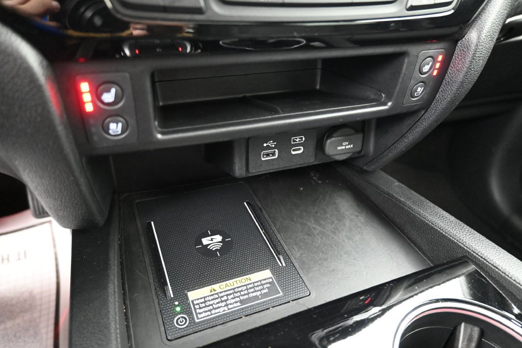 Used 2025 Honda Passport Black Edition image 38
