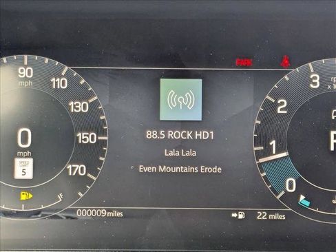 New 2026 Land Rover Discovery Sport Landmark image 11