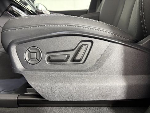 New 2026 Audi Q8 Premium Plus image 11