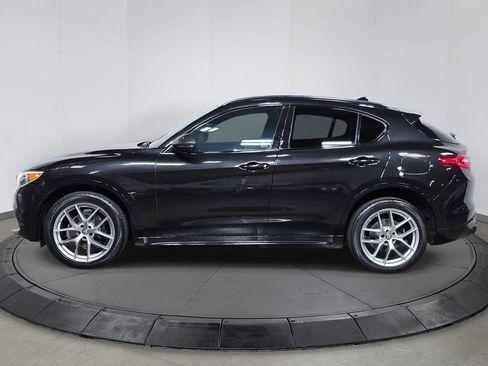 Used 2020 Alfa Romeo Stelvio Ti Sport AWD/4WD image 2