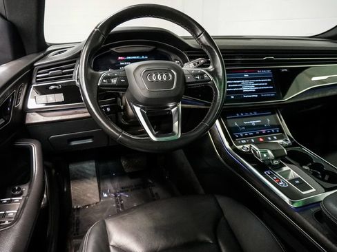 Used 2021 Audi Q8 AWD/4WD image 13