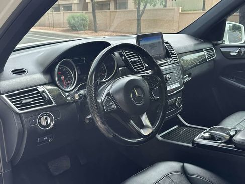 Used 2018 Mercedes-Benz GLE 350 w/ Premium 1 Package image 28