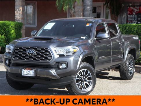 Used 2020 Toyota Tacoma TRD Sport AWD/4WD image 4
