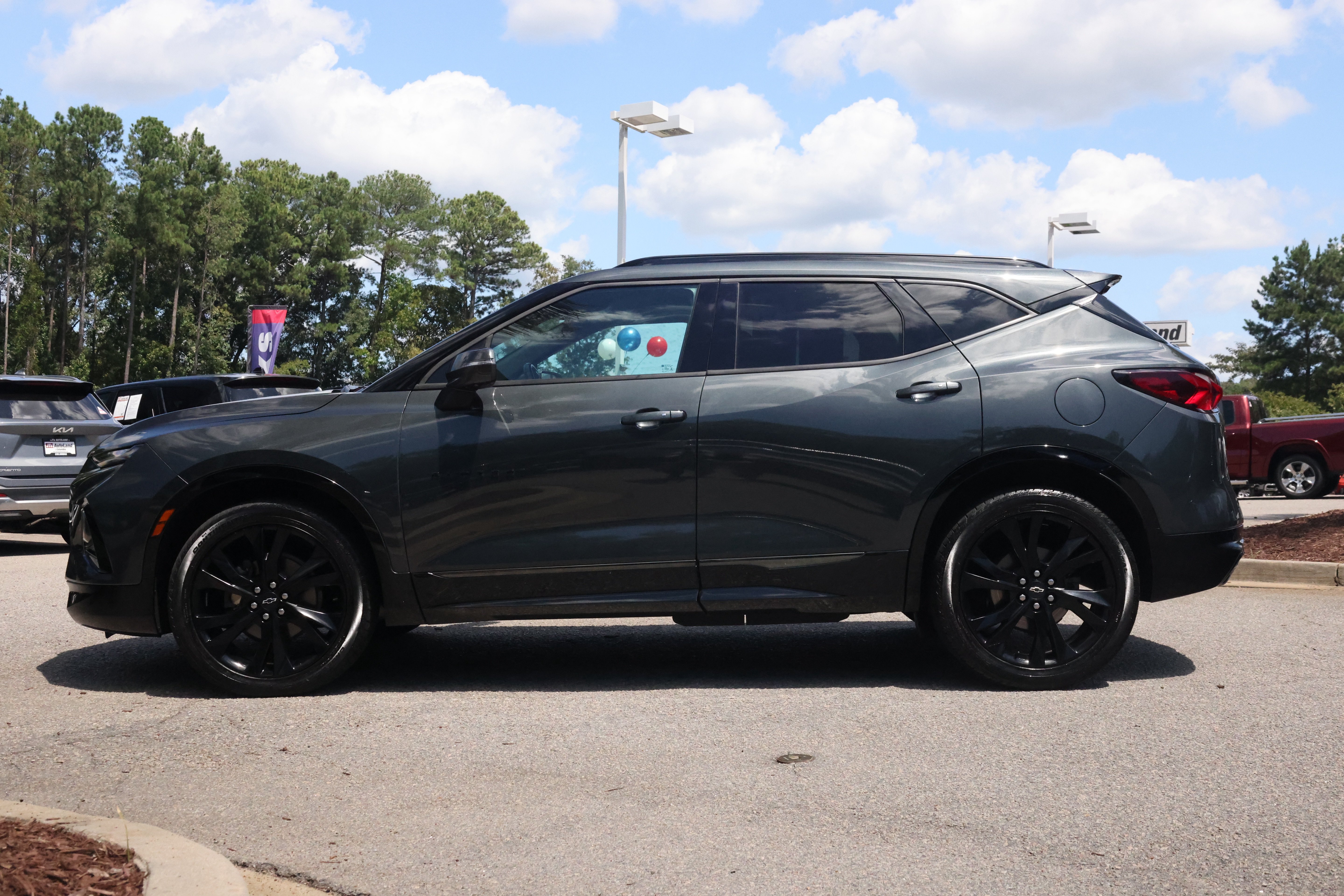 Used 2020 Chevrolet Blazer RS FWD image 2