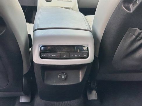 Used 2023 Hyundai Palisade SEL FWD image 24