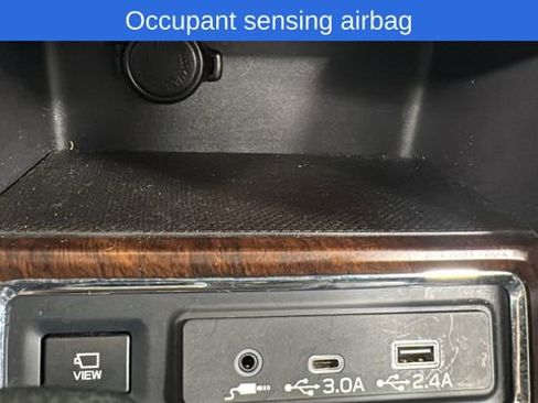 Used 2024 Subaru Ascent Touring image 29