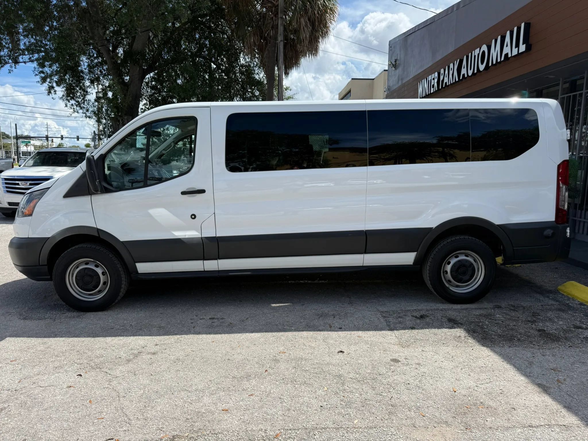 Used 2018 Ford Transit 350 XL RWD image 5