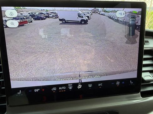 Used 2022 Ford Transit 350 XLT RWD image 43