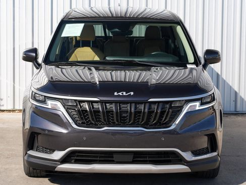 Used 2024 Kia Carnival EX image 44