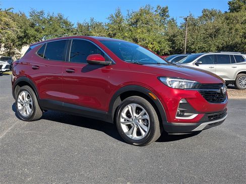 Used 2023 Buick Encore GX Preferred w/ Cold Weather Comfort Package image 2