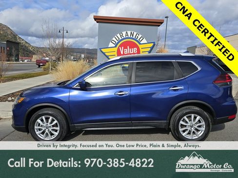 Used 2018 Nissan Rogue SV image 1