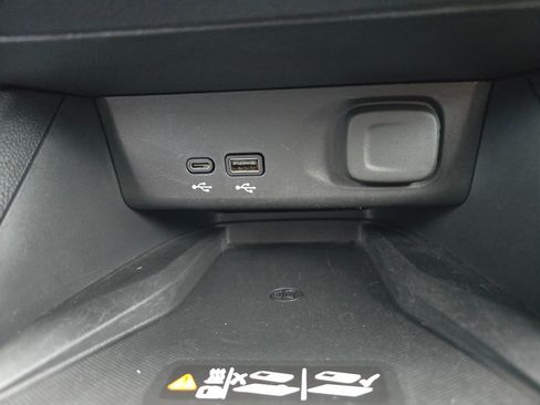 Used 2024 Buick Envista Sport Touring w/ Experience Buick Package image 28