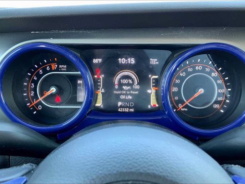 Used 2021 Jeep Gladiator Sport AWD/4WD image 26