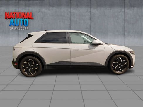 Used 2024 Hyundai Ioniq 5 SE RWD image 5
