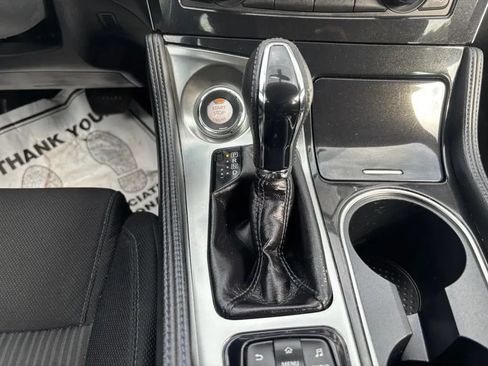 Used 2019 Nissan Maxima 3.5 S w/ Floor Mat Group FWD image 10