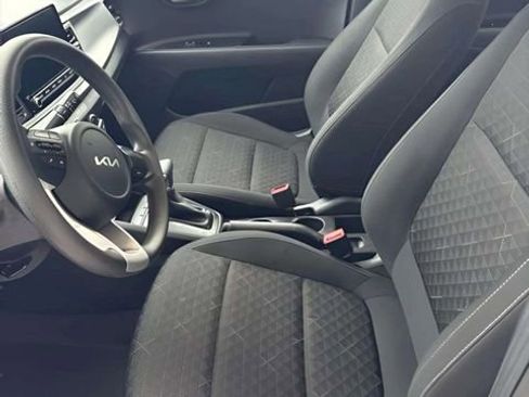 Used 2023 Kia Rio LX FWD image 8