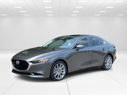 Used 2025 MAZDA MAZDA3 s FWD image 3