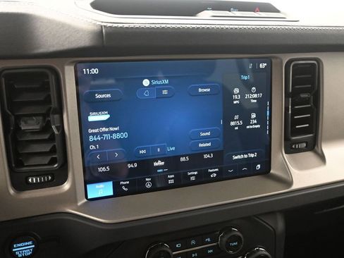 Used 2025 Ford Bronco Outer Banks image 19