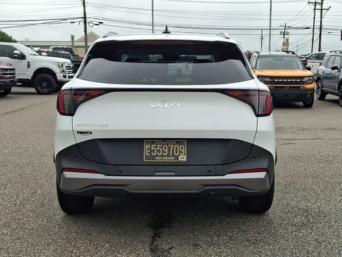 Used 2026 Kia Sportage EX w/ EX Panorama Roof Package FWD image 9
